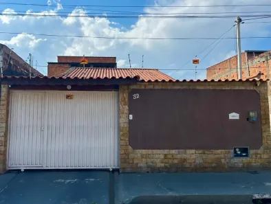 Casa com 2 Quartos à venda, 140m² no Morada do Contorno, Resende