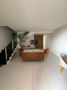 Sobrado com 3 Quartos à venda, 177m² no Loteamento Villa Branca, Jacareí