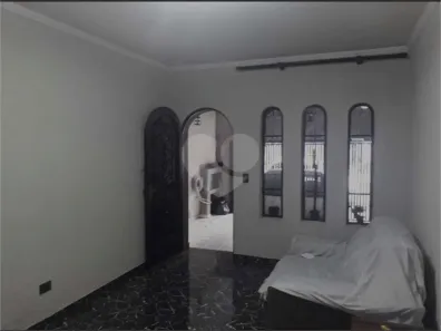 Sobrado com 4 Quartos à venda, 141m² no Jardim Triana, São Paulo