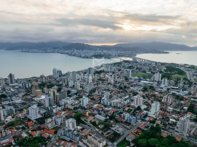 Apartamento com 2 Quartos à venda, 127m² no Estreito, Florianópolis