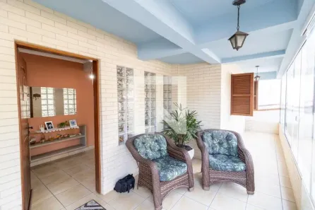 Casa com 4 Quartos à venda, 213m² no Hípica, Porto Alegre