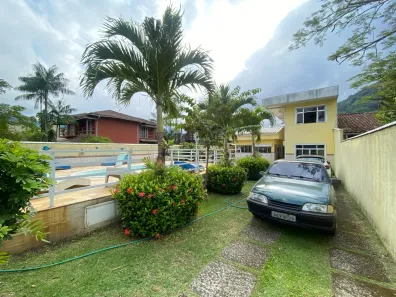 Casa com 6 Quartos à venda, 350m² no Vila Muriqui, Mangaratiba