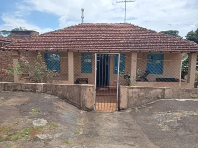 Casa com 4 Quartos à venda, 70m² no Santa Maria, Uberaba