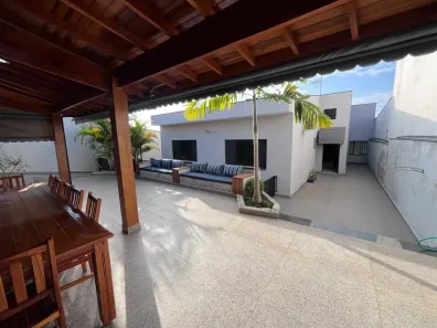 Casa com 4 Quartos à venda, 185m² no Campos Elíseos, Taubaté