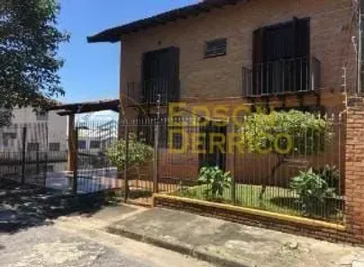 Sobrado com 3 Quartos à venda, 160m² no Chácara da Galega, Pindamonhangaba