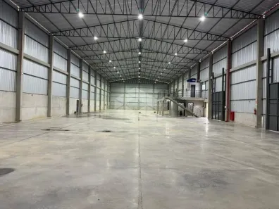 Galpão/Depósito/Armazém para alugar, 1400m² no Centro, Gravataí