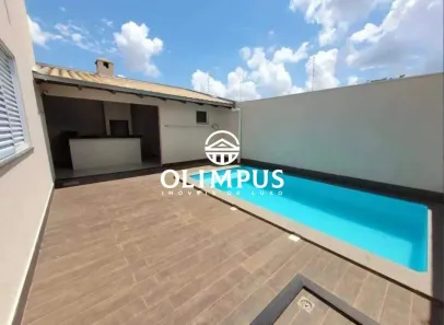 Casa com 3 Quartos para alugar, 150m² no Nova Uberlândia, Uberlândia