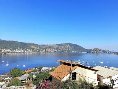 Casa com 5 Quartos à venda, 257m² no São Francisco, Niterói