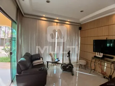 Casa com 4 Quartos para alugar, 450m² no Cidade Jardim, Uberlândia