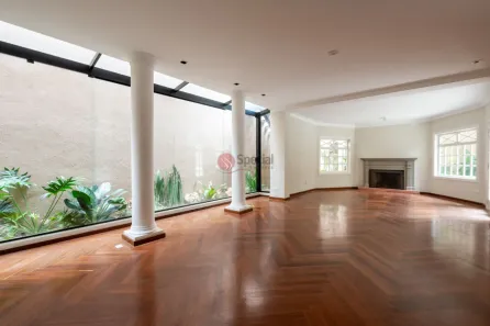 Sobrado com 4 Quartos à venda, 384m² no Jardim América, São Paulo