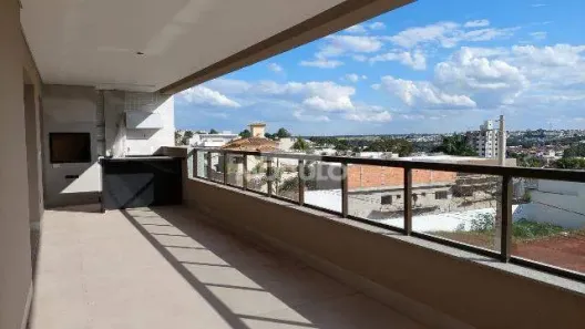 Apartamento com 3 Quartos para alugar, 180m² no Jardim Colina, Uberlândia