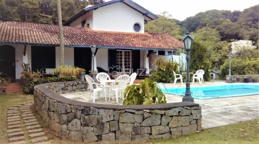 Imóvel Comercial com 4 Quartos à venda, 450m² no Lagoa da Conceição, Florianópolis