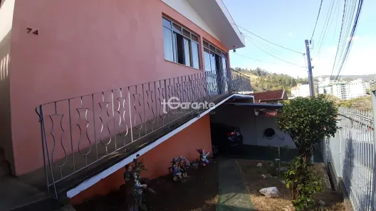 Casa com 4 Quartos à venda, 242m² no Centro, Serra Negra