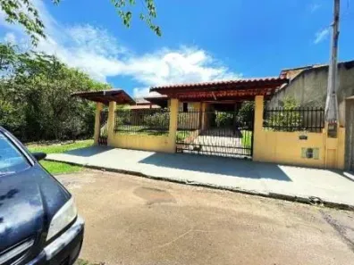 Casa com 3 Quartos à venda, 181m² no Centro, Águas de São Pedro