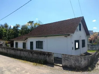 Casa com 3 Quartos à venda, 98m² no Floresta, Joinville