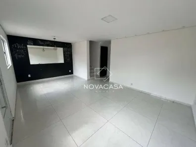 Casa com 4 Quartos para alugar, 110m² no Planalto, Belo Horizonte