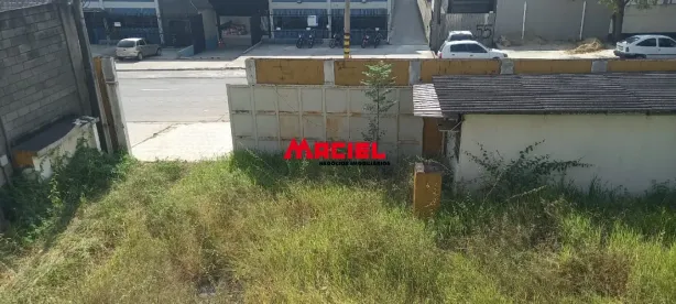 à venda, 1800m² no Chácaras Reunidas, São José dos Campos