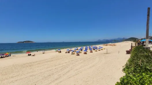 Lote/Terreno à venda, 657m² no Piratininga, Niterói