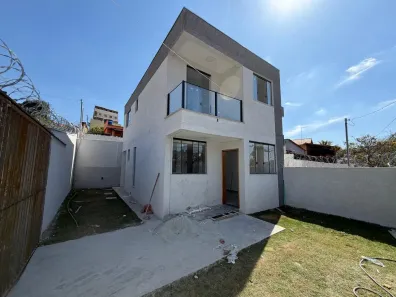 Casa com 3 Quartos à venda, 162m² no Letícia, Belo Horizonte