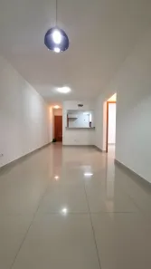 Apartamento com 2 Quartos para alugar, 76m² no Zona 07, Maringá