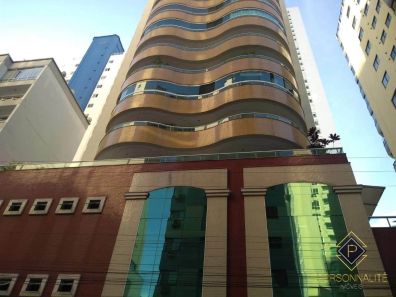 Apartamento com 3 Quartos à venda, 140m² no Centro, Balneário Camboriú