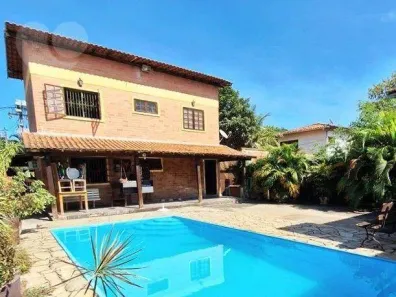 Casa com 3 Quartos à venda, 212m² no Itaipu, Niterói