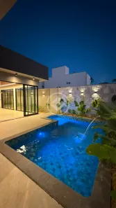 Casa de Condomínio com 4 Quartos à venda, 250m² no Laranjeiras, Uberlândia