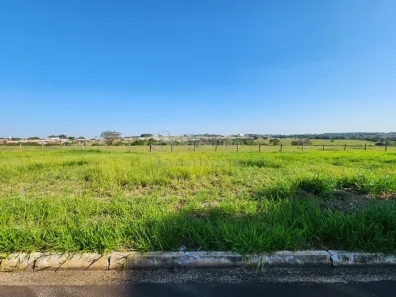 Lote/Terreno à venda, 220m² no Jardim Holambra, Cedral