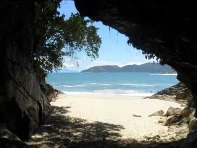 Casa com 4 Quartos para alugar, 200m² no , Ubatuba