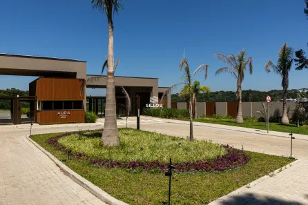 Lote/Terreno à venda, 884m² no Butiatuvinha, Curitiba