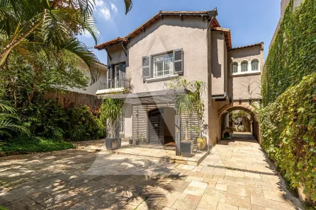 Casa com 3 Quartos à venda, 280m² no Jardim Paulista, São Paulo