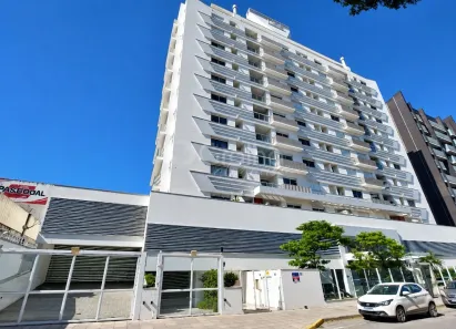 Apartamento com 3 Quartos para alugar, 101m² no Canto, Florianópolis