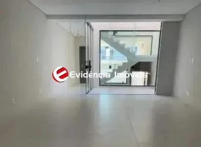 Sobrado com 3 Quartos à venda, 220m² no Cerâmica, São Caetano do Sul