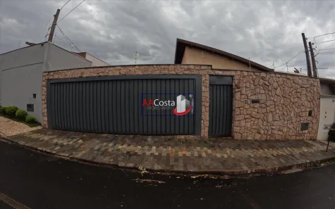 Casa com 3 Quartos para alugar, 230m² no Jardim Consolação, Franca