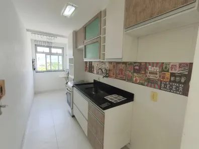 Apartamento com 2 Quartos para alugar, 55m² no Colina de Laranjeiras, Serra