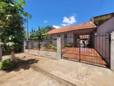 Casa com 2 Quartos à venda, 126m² no Brasília, Londrina