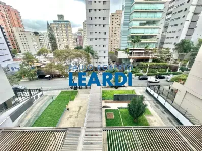 Sala Comercial com 8 Quartos à venda, 200m² no Jardim Paulista, São Paulo