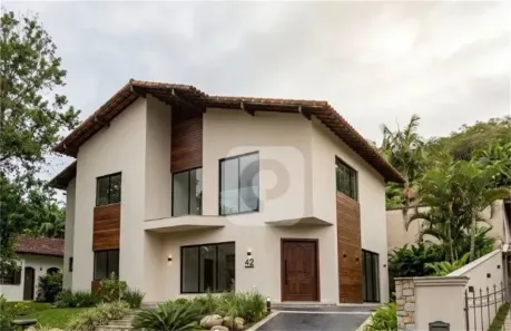 Sobrado com 4 Quartos à venda, 600m² no Jacarepaguá, Rio de Janeiro