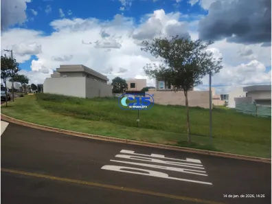 Lote/Terreno à venda, 527m² no Parque Universitário, Franca