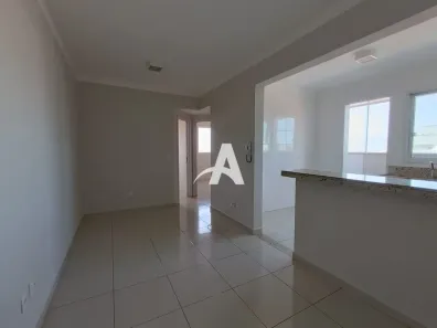Apartamento com 2 Quartos para alugar, 48m² no Segismundo Pereira, Uberlândia