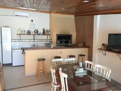 Casa com 4 Quartos à venda, 198m² no Vila Assunção, Porto Alegre
