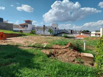 Lote/Terreno à venda, 300m² no Vila Domingues, Votorantim