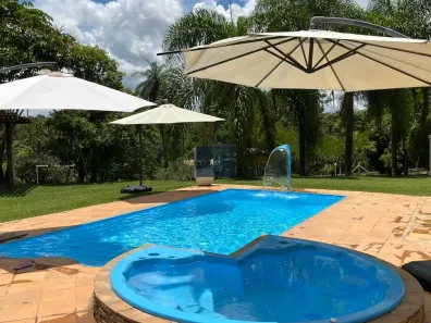 Fazenda/Sítio com 6 Quartos à venda, 10000m² no Recanto da Serra, Esmeraldas