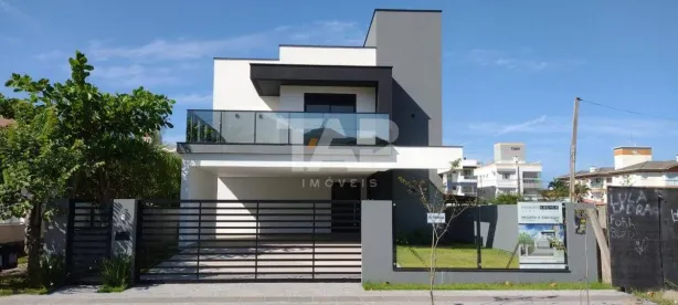 Casa com 3 Quartos à venda, 214m² no Praia de Palmas, Governador Celso Ramos