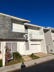 Casa de Condomínio com 3 Quartos à venda, 133m² no Camobi, Santa Maria