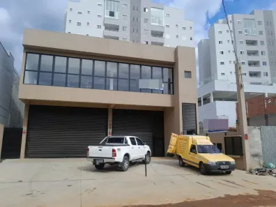 Sala Comercial para alugar, 340m² no Portais (Polvilho), Cajamar