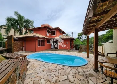 Casa de Condomínio com 4 Quartos à venda, 200m² no Rio Tavares, Florianópolis