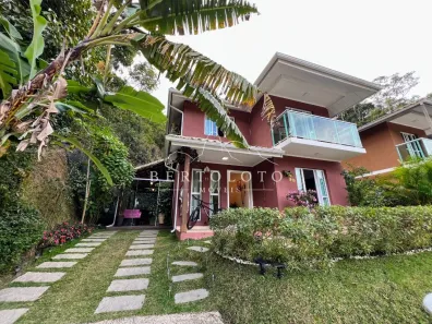 Casa de Condomínio com 3 Quartos à venda, 226m² no Araras, Petrópolis