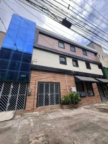 Prédio Comercial com 7 Quartos para alugar, 480m² no São Brás, Belém