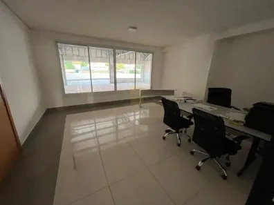 Sala Comercial para alugar, 440m² no Quilombo, Cuiabá